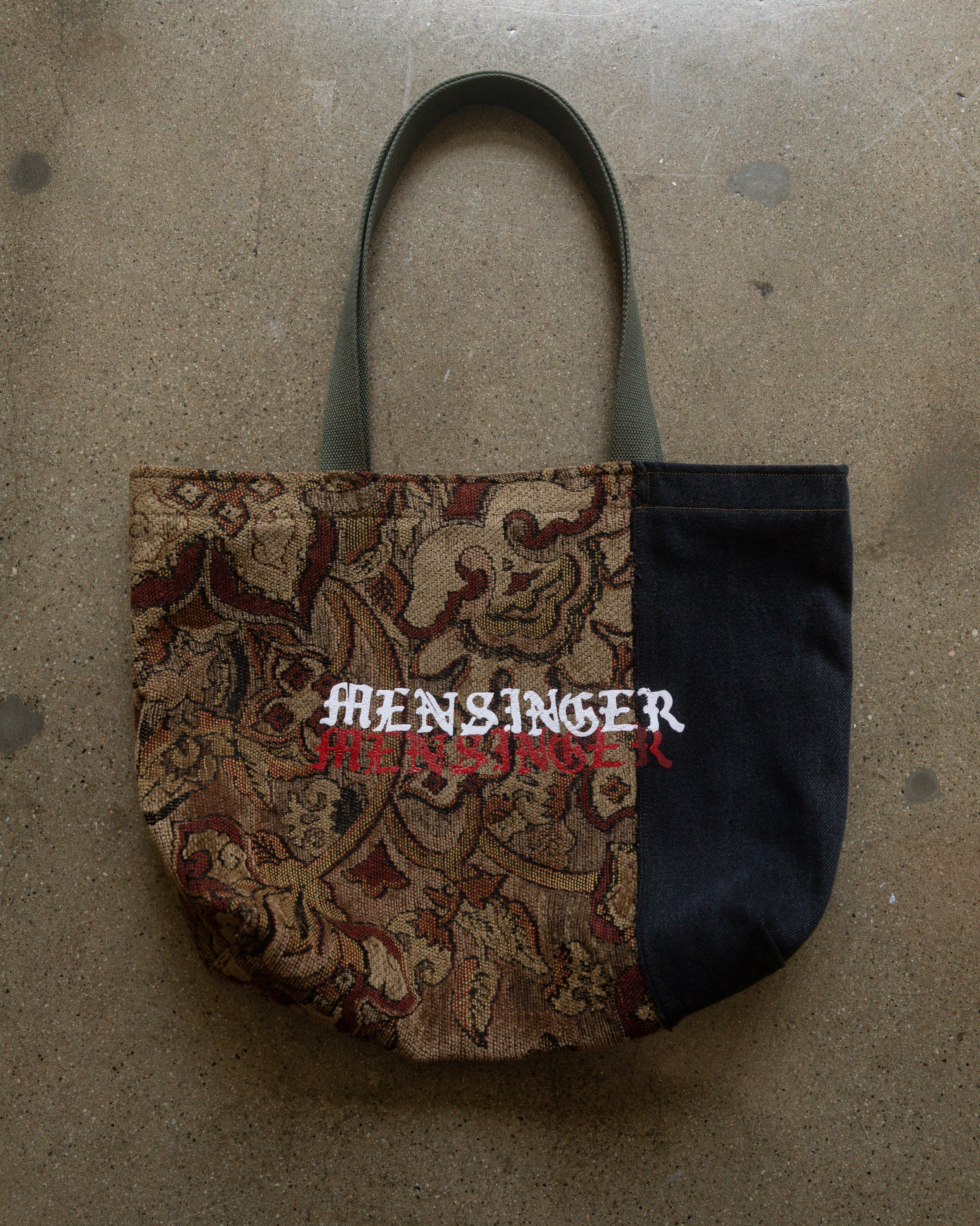 Elizabeth Tote (Victorian)